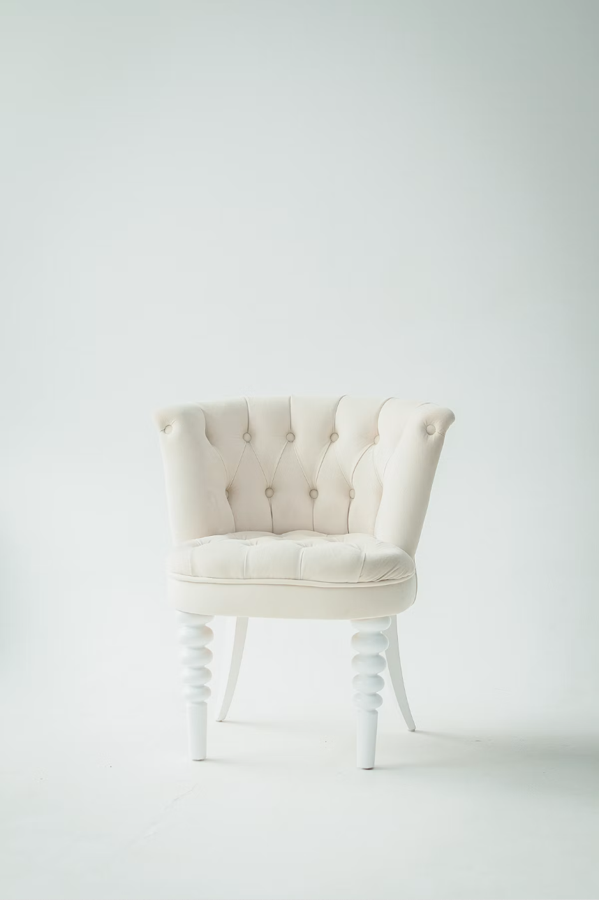 Mora upholstered chair